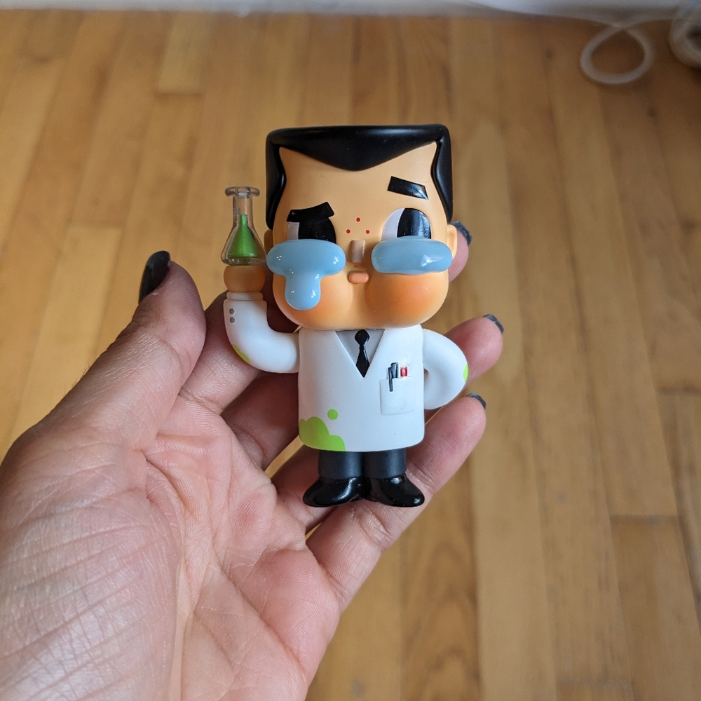 Cry Baby Pop Mart x Powerpuff Girls Professor X Figure